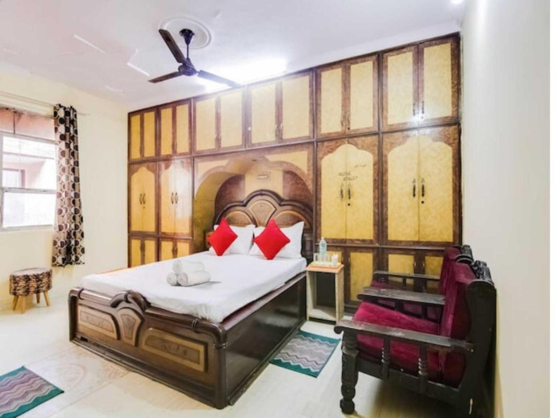 Hotel O Smart View