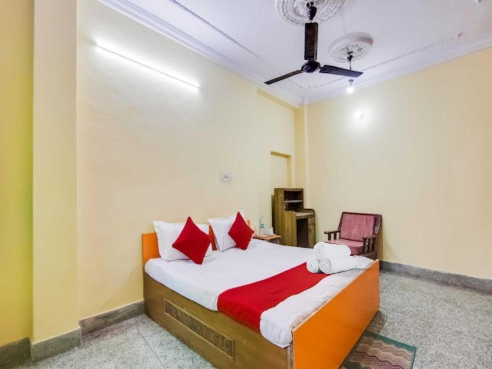 Hotel O Smart View New Delhi
